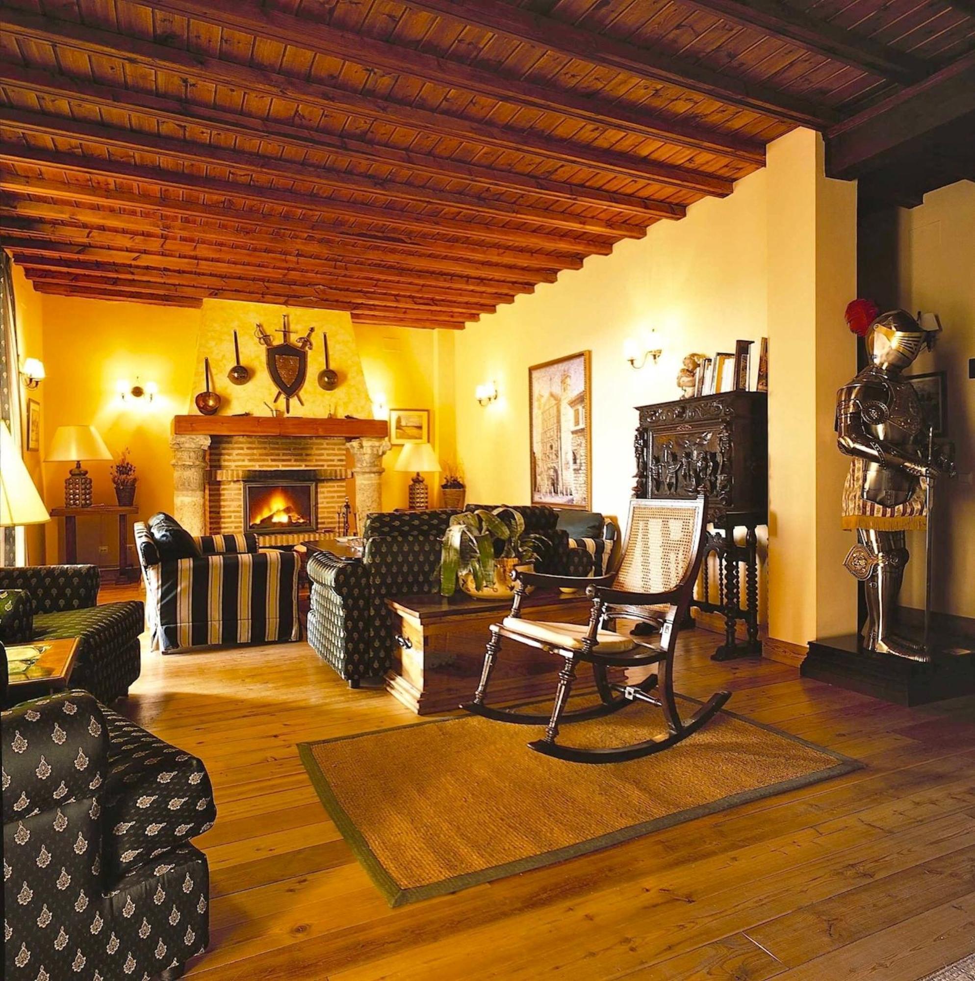 Posada Real Del Pinar Pozal De Gallinas Luaran gambar